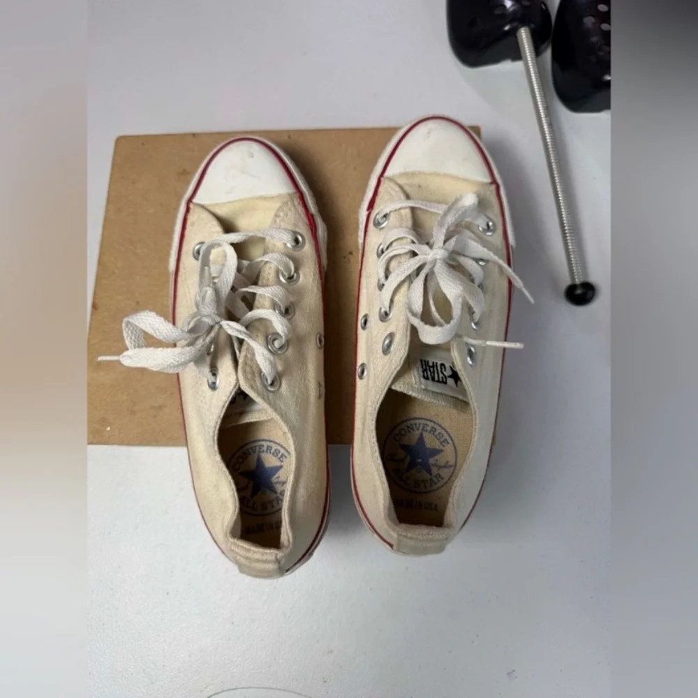 Vintage Converse Made in USA Shoes M 3 W 5 low white Chuck Taylor